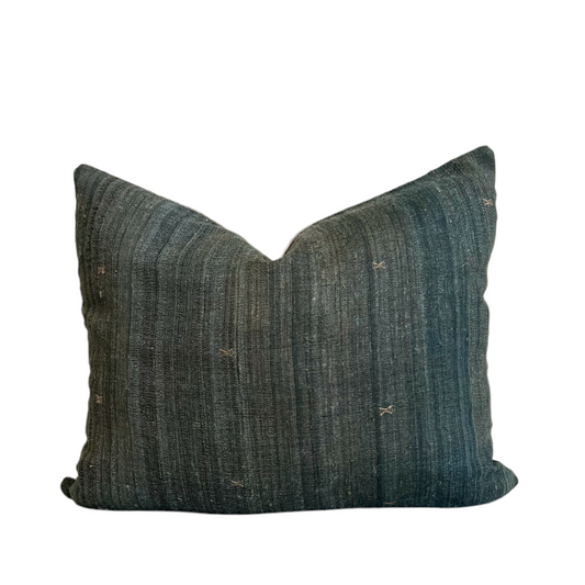 Elizabeth 2 Pillow Cover