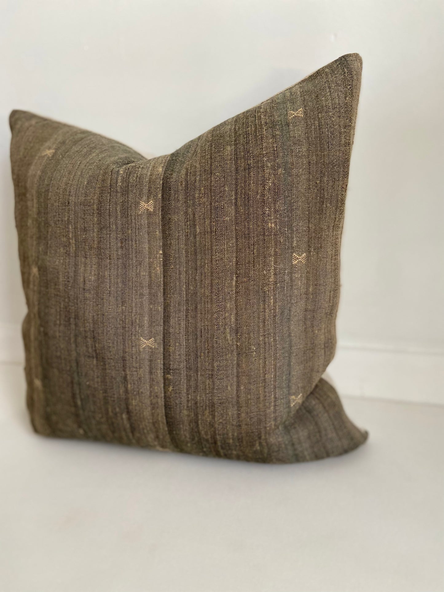 Indy 2 Pillow Cover