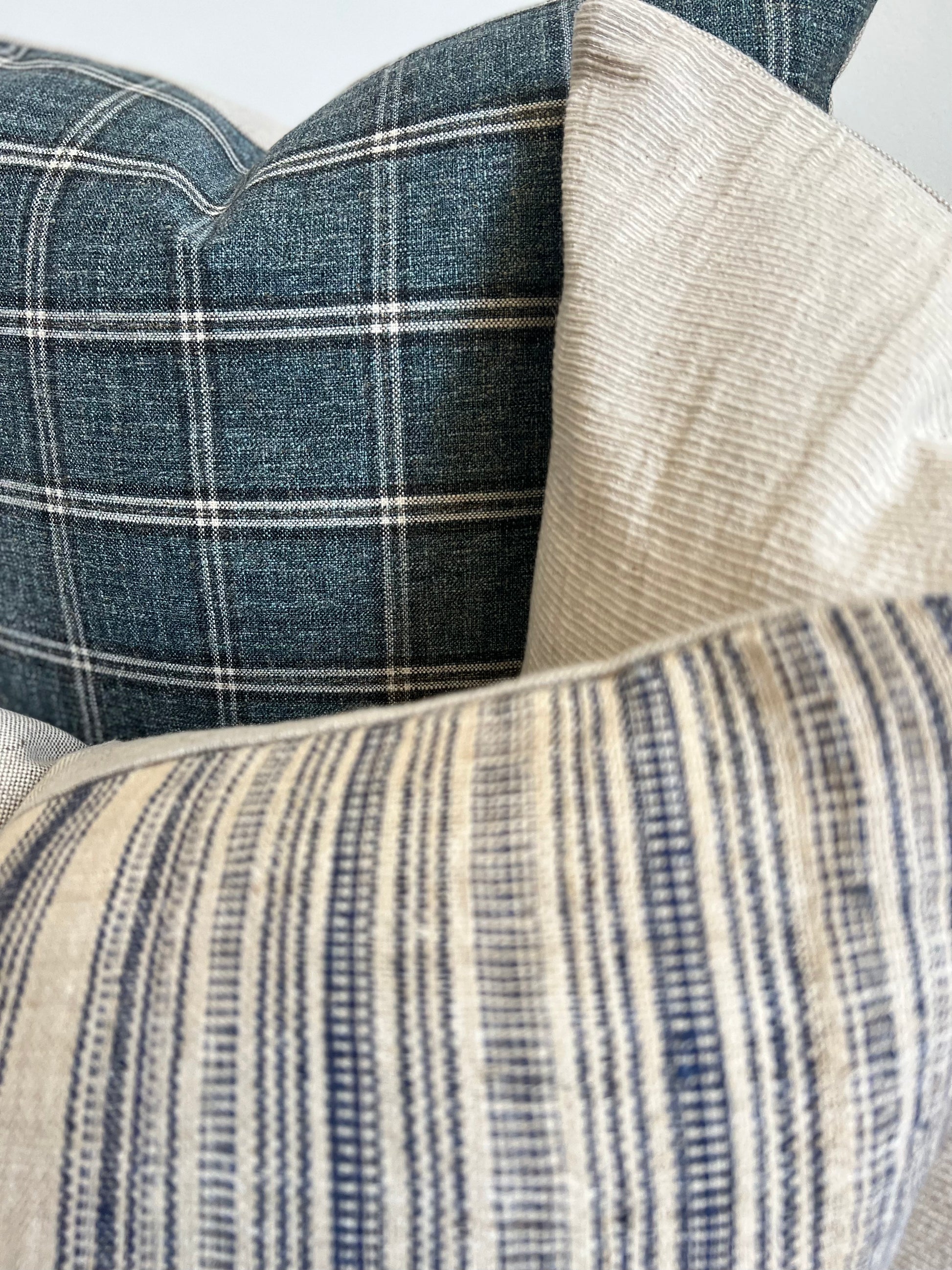 Blue plaid pillow covers online